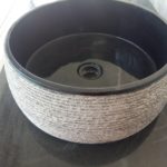 Vasque cylindrique en marbre noir