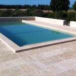 Margelle - 40.6X61x3cm - bord droit -Travertin mixte beige Vieilli 1er choix