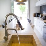 Travertin en plan de travail