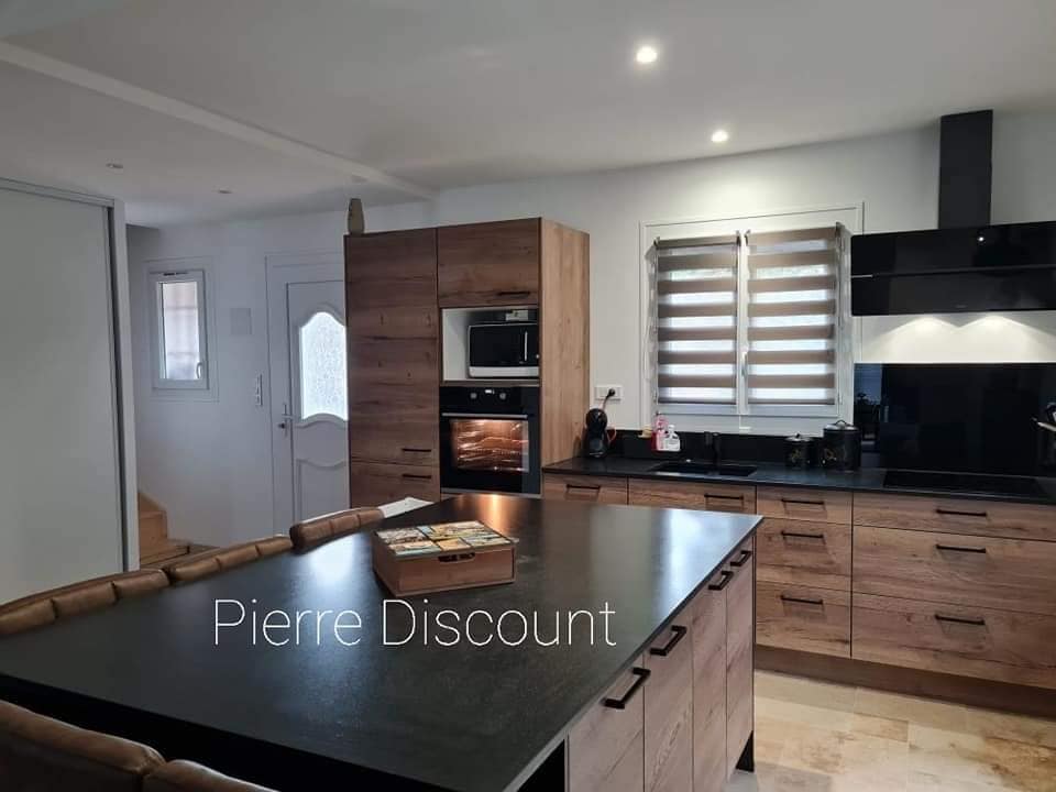 plan de travail zimbabwe velours1 Plan de Travail-sur-mesure Granit noir Zimbabwe 2cm pour cuisine ou salle de bain – Image 1